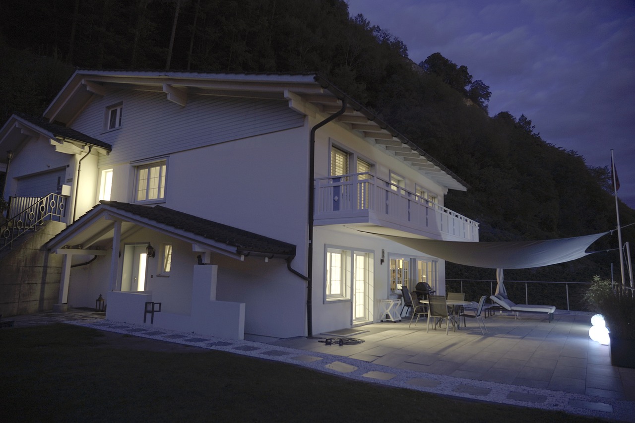 villa at night